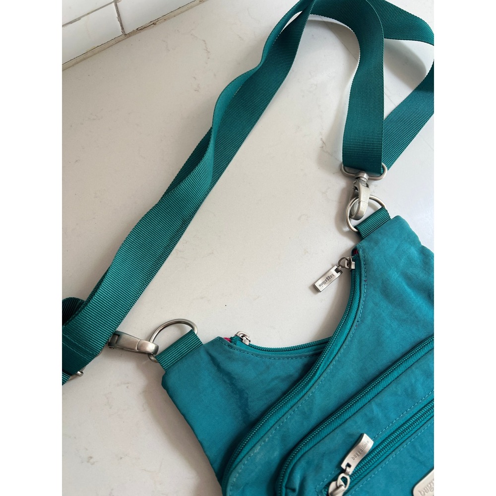 Baggallini Teal Nylon Crossbody Bag with Pink Lining and Adjustable Strap - Picture 3 of 8